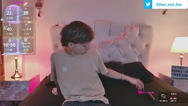 ethan and ava online show from September 30, 2025, 12:54 pm