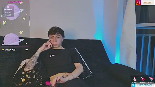 Snapshot of ethan_and_ava chatting on January 19, 2026, 2:37 am ethan and ava online show from January 19, 2026, 2:37 am