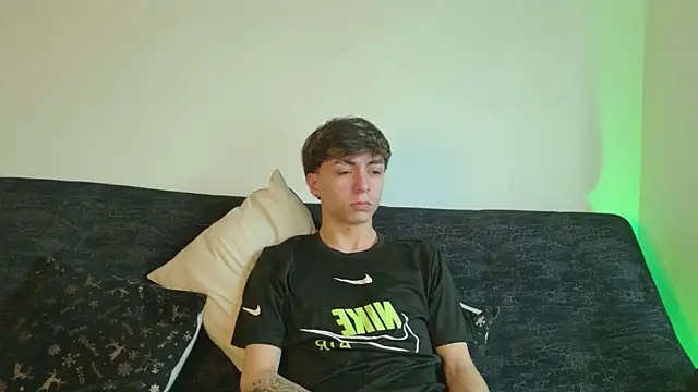 Snapshot of ethan_and_ava chatting on February 20, 2026, 12:38 pm ethan and ava online show from February 20, 2026, 12:38 pm