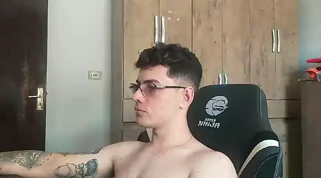 Dyllan   online show from January 24, 2025, 6:04 pm