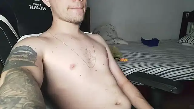 Dyllan   online show from October 16, 2025, 10:00 pm