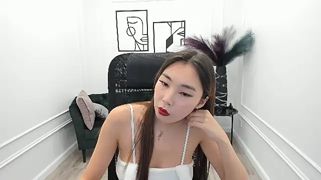 AnnaReyla online show from September 10, 2025, 11:21 am