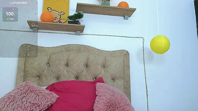 SERAFINA  online show from February 20, 2025, 11:31 am