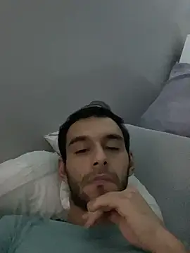 Snapshot of ezeksbrhuge chatting on January 20, 2025, 7:57 pm ezeksbrhuge online show from January 20, 2025, 7:57 pm