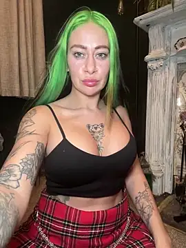 hayleyquinn online show from January 16, 2025, 8:14 pm