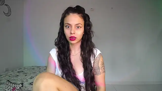 lana roman online show from November 10, 2025, 8:19 pm