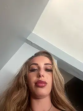 Snapshot of SexySofia_69 chatting on May 21, 2026, 2:57 pm SexySofia 69 online show from May 21, 2026, 2:57 pm