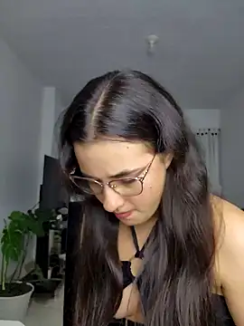 baaby-miiaa online show from January 19, 2025, 11:53 pm