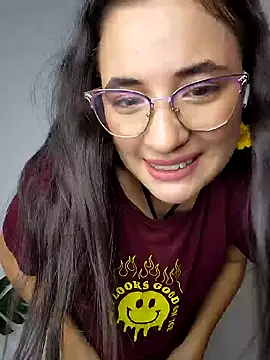 baaby-miiaa online show from January 27, 2025, 12:22 am