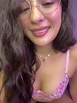 Snapshot of baaby-miiaa chatting on February 1, 2026, 3:05 am baaby-miiaa online show from February 1, 2026, 3:05 am