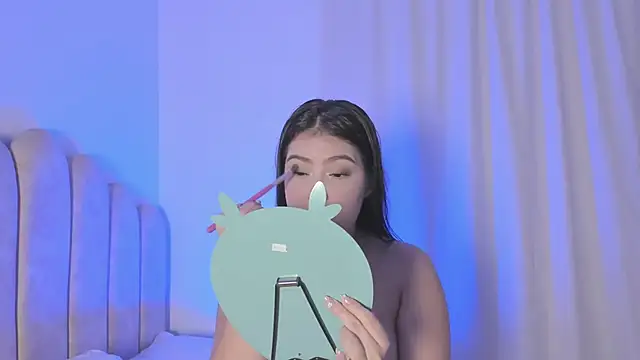 Marianagarcia01 online show from February 1, 2026, 10:41 pm