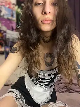 mollyEXD online show from March 1, 2025, 2:13 pm