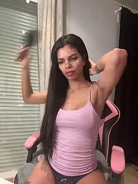 Snapshot of Rosariolovex chatting on February 16, 2025, 11:38 am Rosariolovex online show from February 16, 2025, 11:38 am