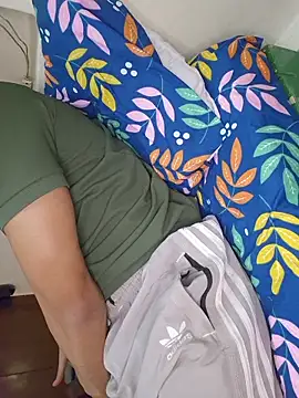 Snapshot of hot_hunk_boy chatting on November 10, 2025, 9:30 am hot hunk boy online show from November 10, 2025, 9:30 am