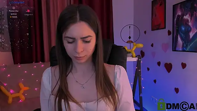 flora ri online show from February 14, 2025, 9:32 pm