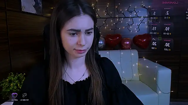 flora ri online show from March 6, 2025, 8:48 pm