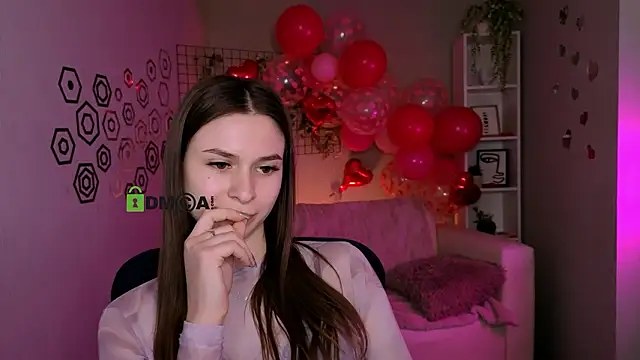 flora ri online show from February 11, 2026, 2:44 pm