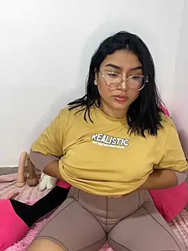 Camila Mason online show from January 24, 2025, 4:48 am