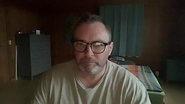 Leckmich77 online show from February 28, 2025, 5:04 pm