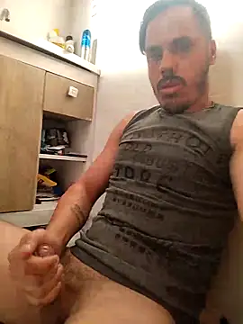 marquesgostoso40 online show from March 8, 2025, 10:11 am