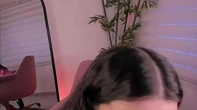 hannah brady online show from January 23, 2025, 9:07 pm