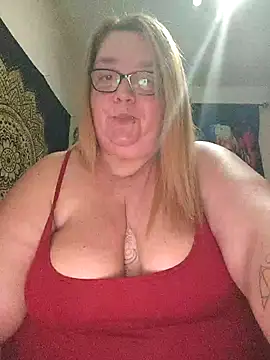 Snapshot of diosacurvy1984 chatting on November 19, 2025, 11:27 pm diosacurvy1984 online show from November 19, 2025, 11:27 pm