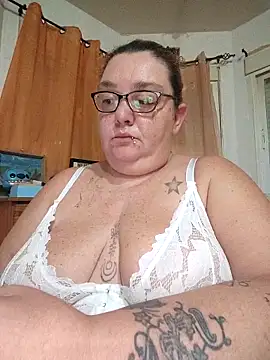 Snapshot of diosacurvy1984 chatting on January 7, 2026, 8:50 am diosacurvy1984 online show from January 7, 2026, 8:50 am