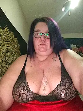 Snapshot of diosacurvy1984 chatting on February 19, 2026, 11:12 pm diosacurvy1984 online show from February 19, 2026, 11:12 pm