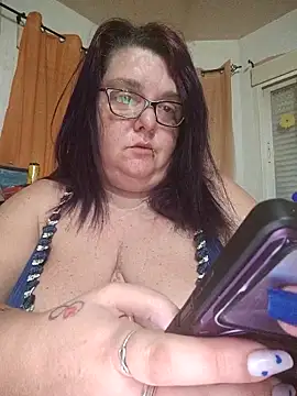 Snapshot of diosacurvy1984 chatting on February 26, 2026, 8:46 am diosacurvy1984 online show from February 26, 2026, 8:46 am