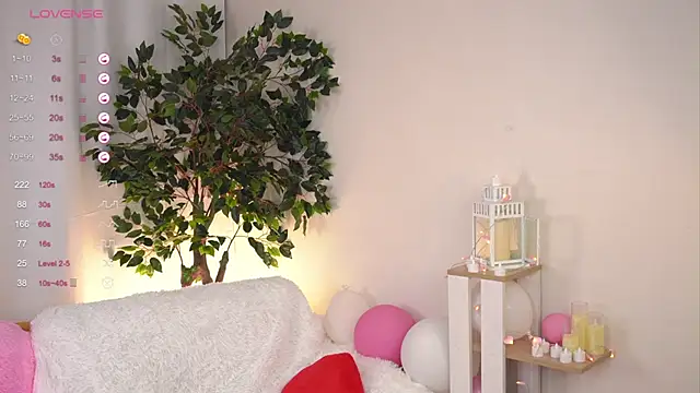 Snapshot of BlissCoke chatting on February 25, 2025, 1:17 pm BlissCoke online show from February 25, 2025, 1:17 pm