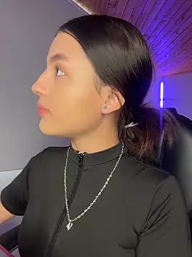 Snapshot of Sofia18_pinkk chatting on February 24, 2026, 8:40 pm Sofia18 pinkk online show from February 24, 2026, 8:40 pm