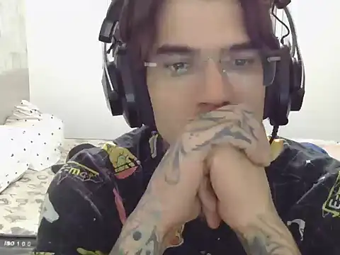 smokingink online show from April 29, 2026, 1:21 am