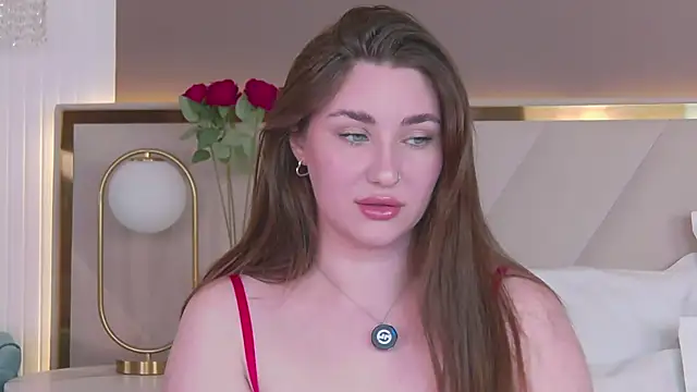 KiraBarlows online show from May 25, 2026, 8:48 pm