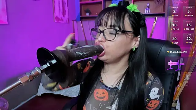 Snapshot of Rosie_jhons chatting on October 24, 2025, 4:09 am Rosie jhons online show from October 24, 2025, 4:09 am