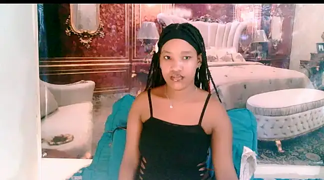 EroticSexyPrada online show from January 17, 2025, 5:21 am