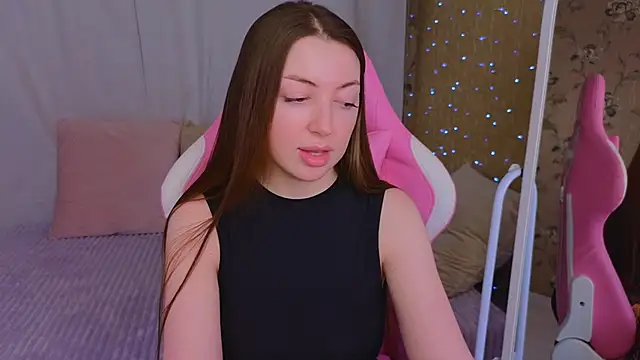 Ann moon   online show from February 22, 2025, 6:30 pm