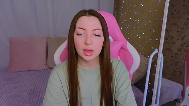 Ann moon   online show from February 23, 2025, 6:23 pm