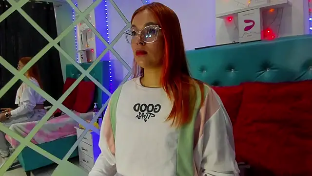 Sophie new25 online show from March 3, 2025, 11:55 am