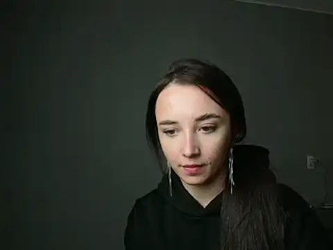 Eva Gloryy online show from February 27, 2025, 7:04 pm