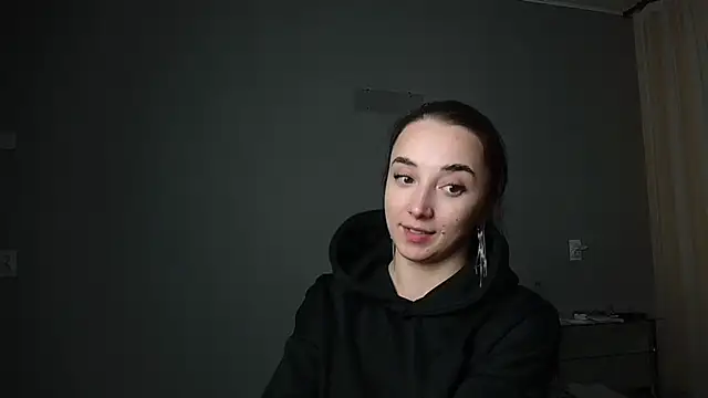 Snapshot of Eva_Gloryy chatting on March 18, 2025, 8:37 pm Eva Gloryy online show from March 18, 2025, 8:37 pm