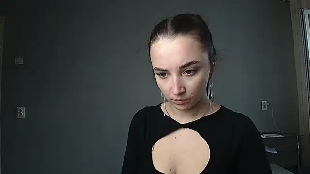 Snapshot of Eva_Gloryy chatting on March 21, 2025, 2:29 pm Eva Gloryy online show from March 21, 2025, 2:29 pm