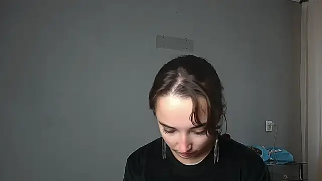 Snapshot of Eva_Gloryy chatting on October 20, 2025, 12:16 pm Eva Gloryy online show from October 20, 2025, 12:16 pm