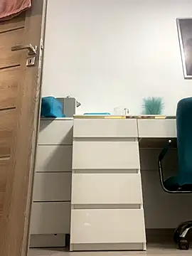 HotLivv69 online show from September 18, 2025, 7:16 pm