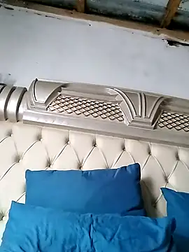 bubblendz1988 online show from March 22, 2025, 3:09 pm