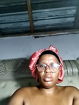 bubblendz1988 online show from March 23, 2025, 3:32 am