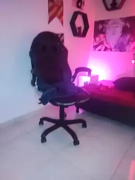 Snapshot of Samanta_kl chatting on February 12, 2025, 4:00 pm Samanta kl online show from February 12, 2025, 4:00 pm