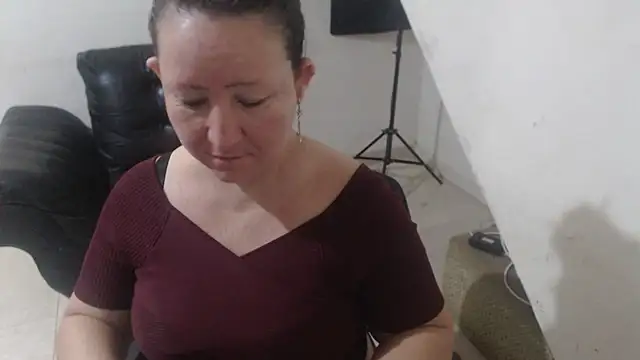 Yohis Kiut25 online show from October 30, 2025, 1:18 am