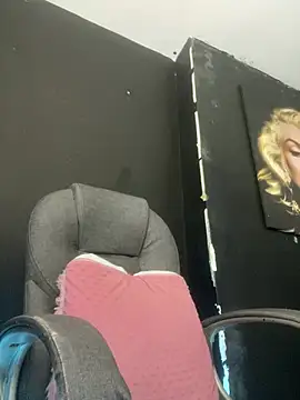 viktoria davis  online show from March 5, 2026, 10:06 pm