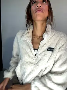 zoe storm online show from September 25, 2025, 11:19 pm