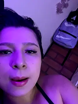  Amber Brown online show from October 12, 2025, 5:23 pm